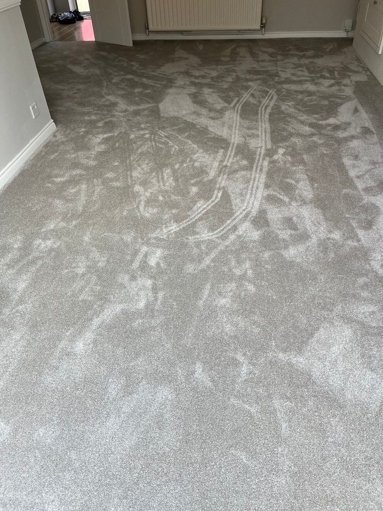 Lounge supply and fit in Cormar’s Primo Plus carpet, colour Doeskin